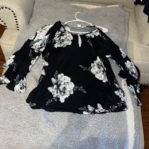 Venus cold shoulder blouse